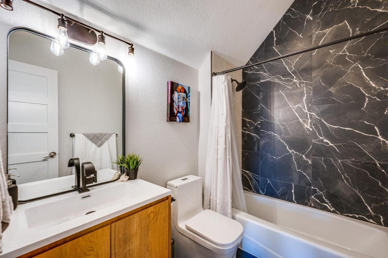 Sleek Westminster Home, 14 Mi To Downtown Denver! Εξωτερικό φωτογραφία